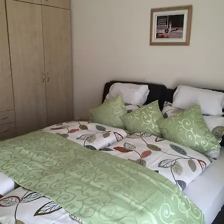 Διαμέρισμα Holident Apartman